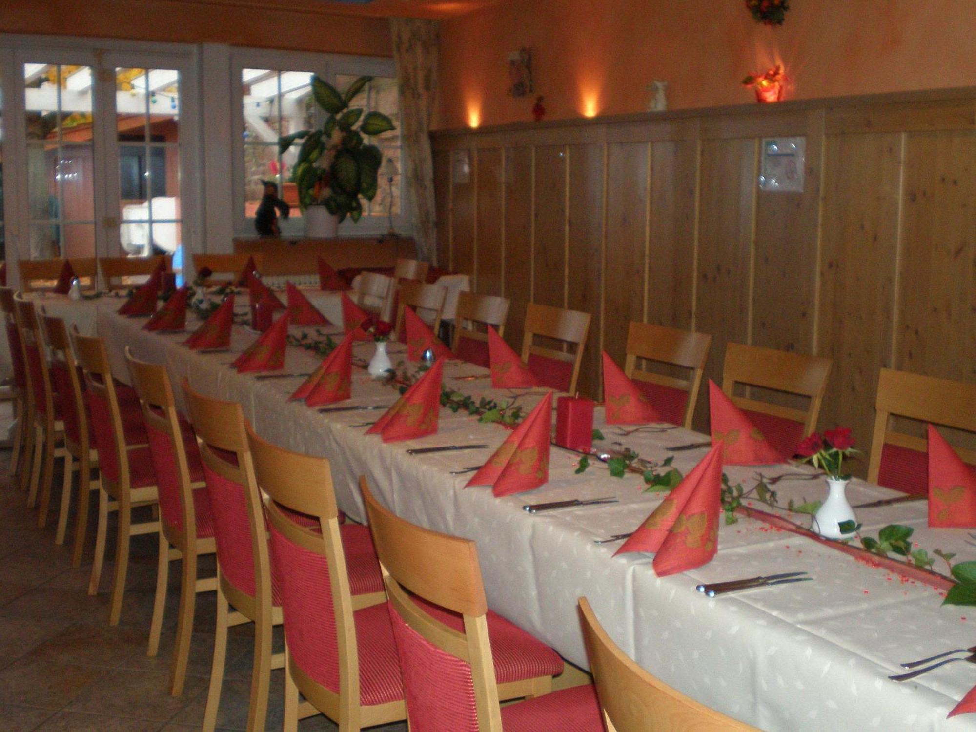 Hotel Restaurant Reichsadler 부헨 외부 사진